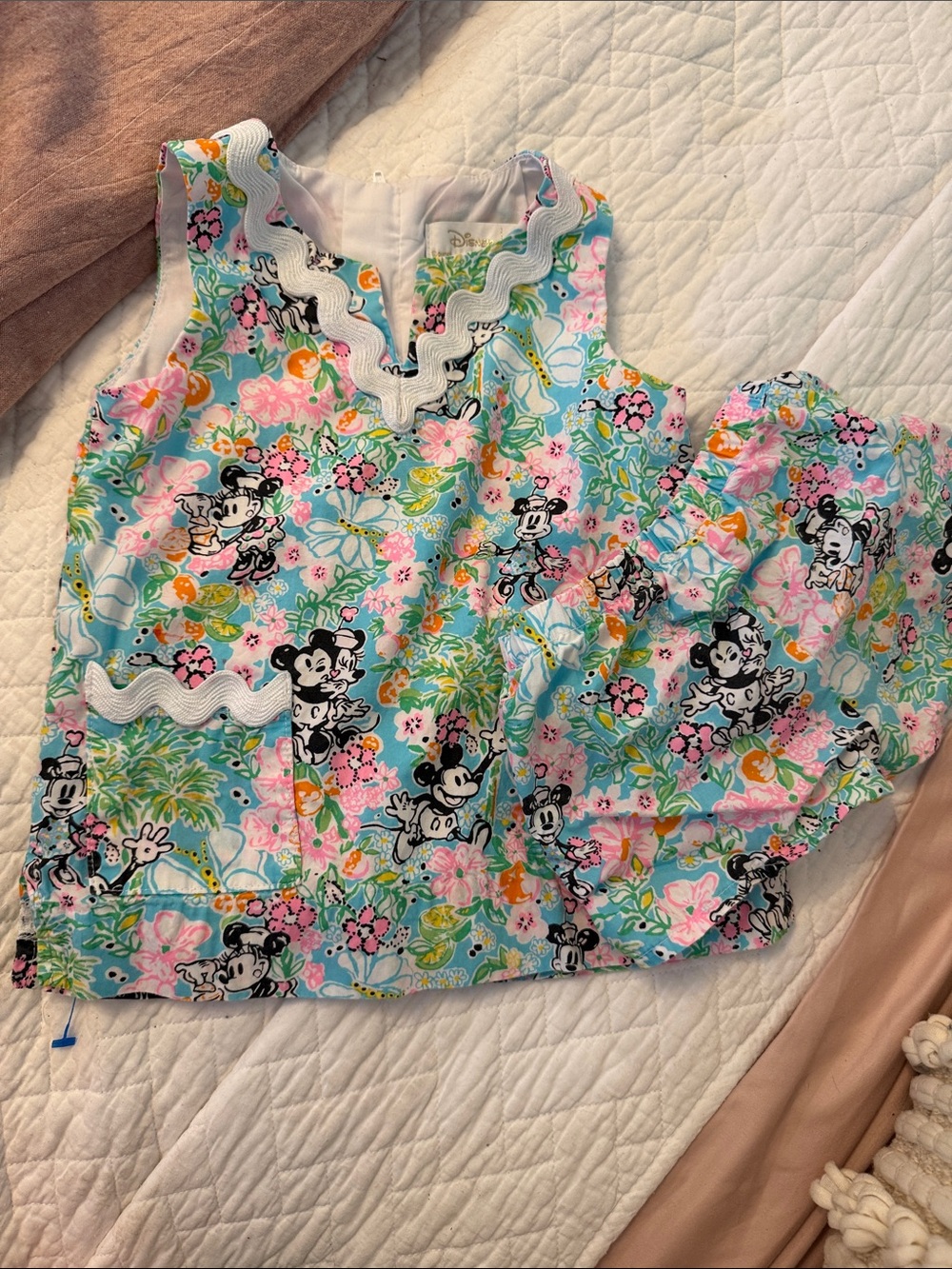Lilly Pulitzer Girls Blue Floral Minnie Mouse Matching Set